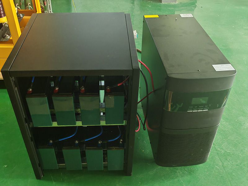 UPS and battery box